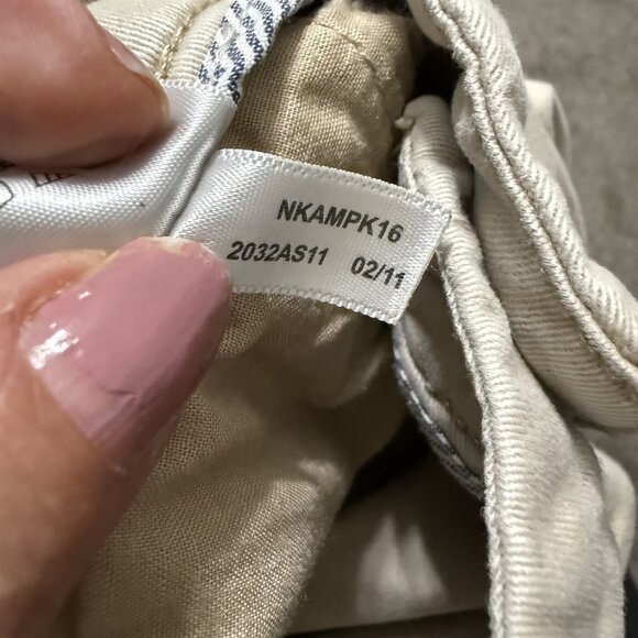 Aeropostale Bermuda Shorts Twill 7/8 Khaki - Picture 9 of 9